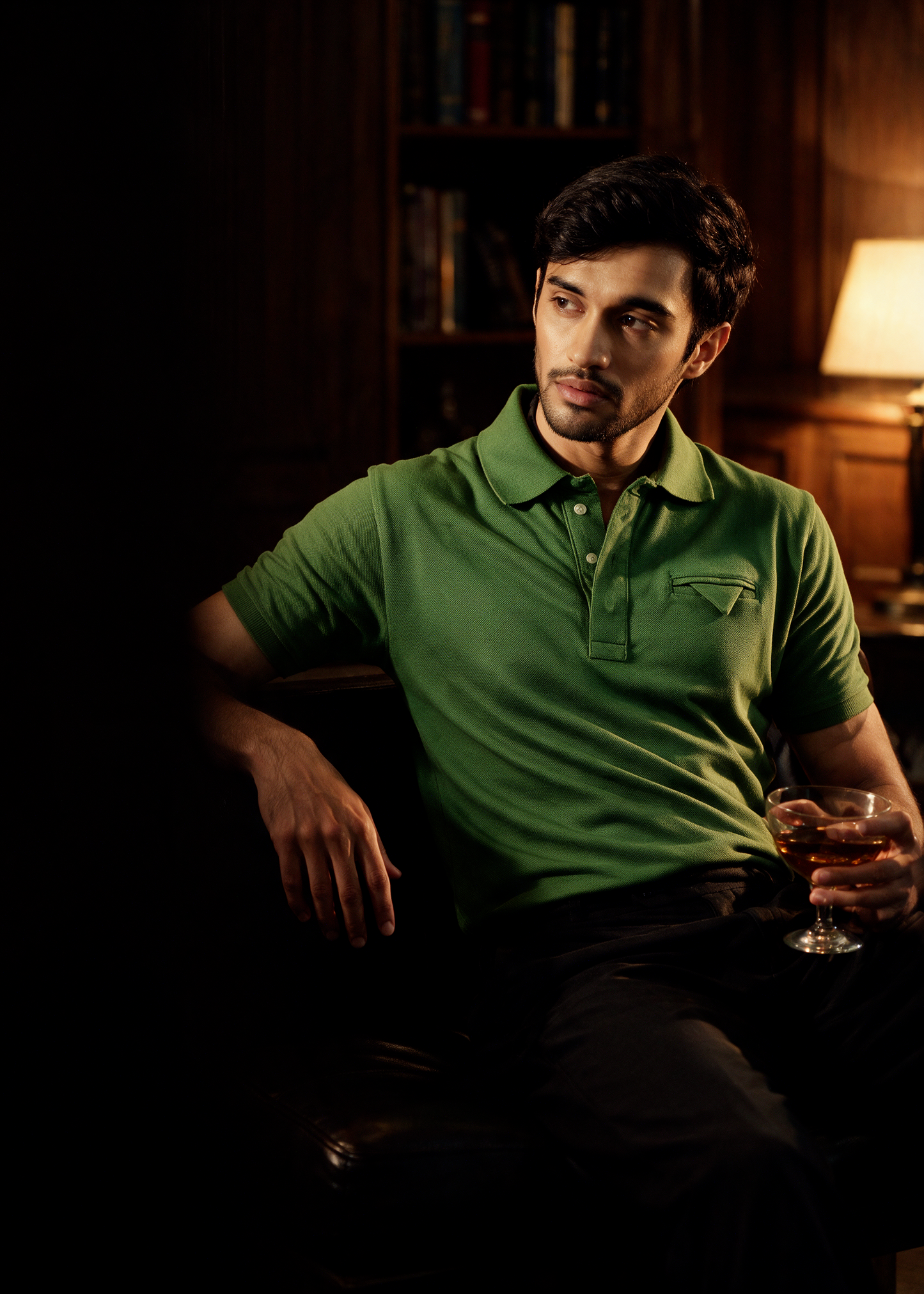Unisex Minimalist Green Polo – Luxe Moss (Fresh Premium Cotton)
