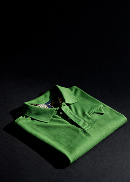 Unisex Minimalist Green Polo – Luxe Moss (Fresh Premium Cotton)